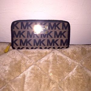 Michael Kors wallet